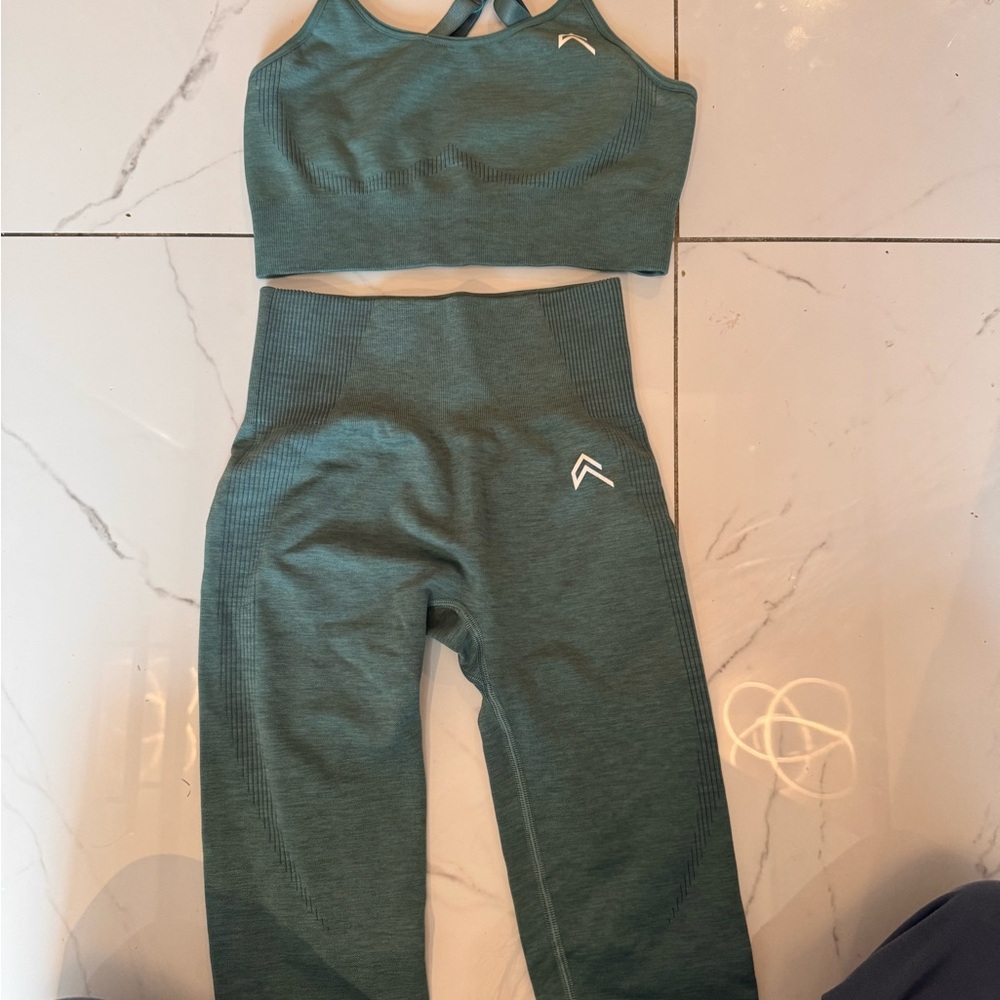 Oner Active Green Seamless High-Waist Leggings & Sports Bra Set